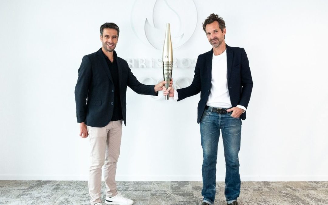 Paris 2024 : L&rsquo;Explosion de Joie des Premiers Porteurs de la Flamme Olympique