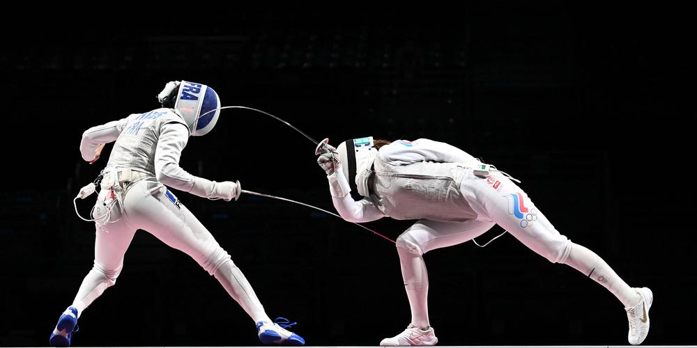 L&rsquo;escrime française à la croisée des chemins : les JO de Paris 2024, entre espoirs et déboires