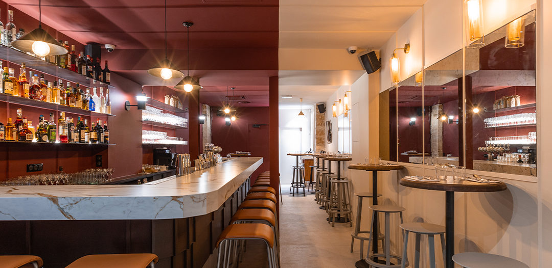 Cavalier : Le repaire nocturne pour les épicuriens insomniaques