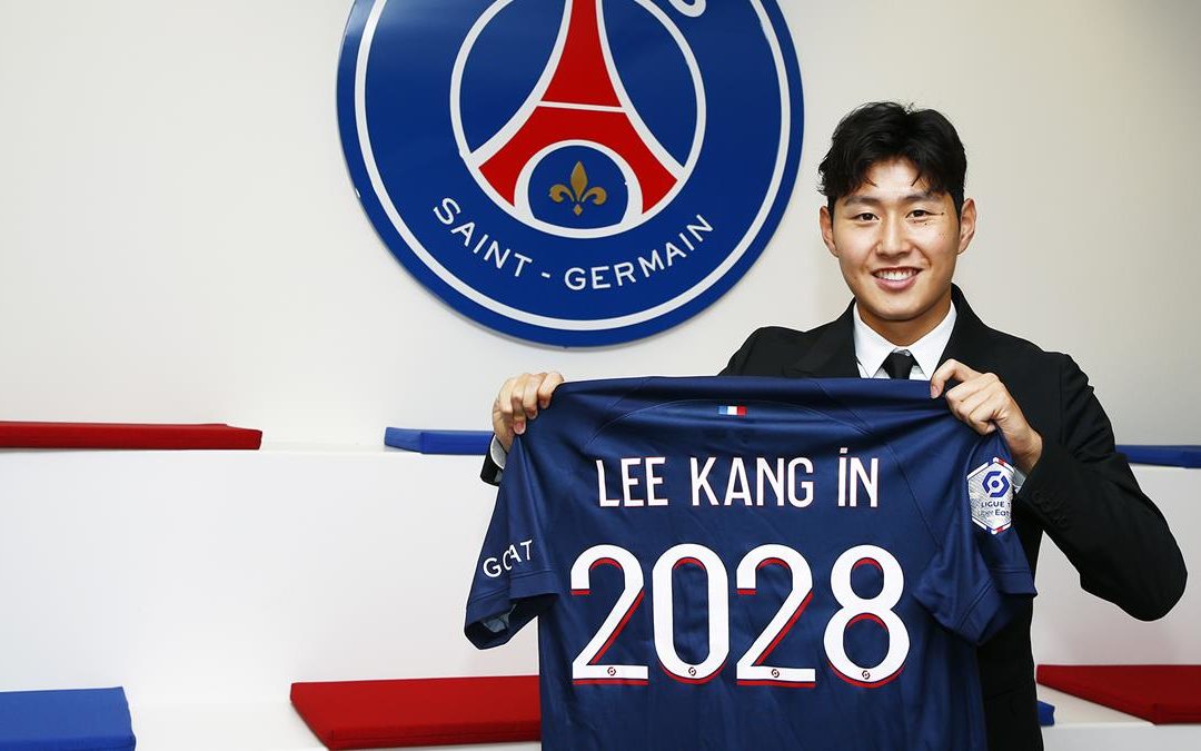 Le Mercato du PSG été : Quand le Football Rencontre Godzilla