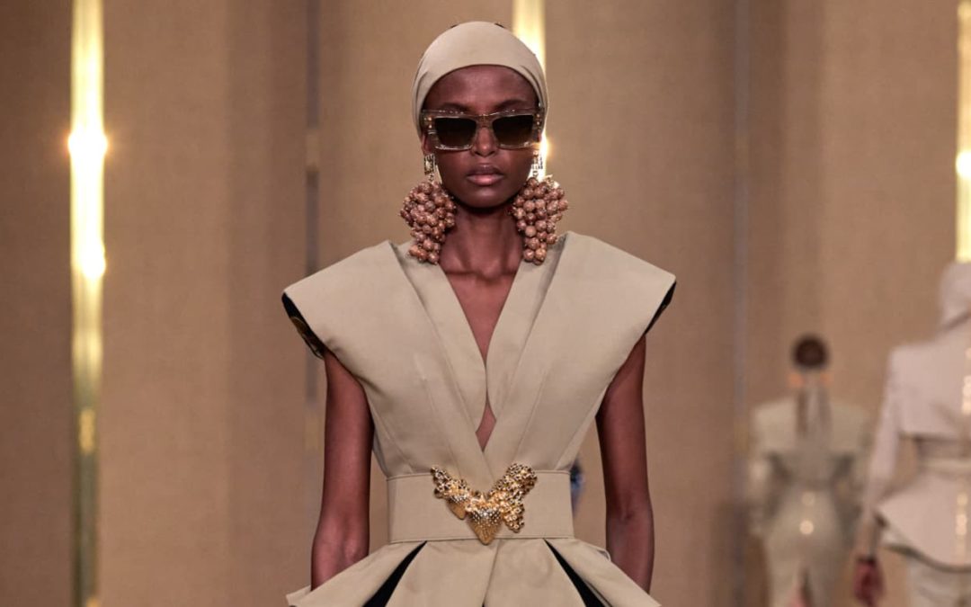 Paris Fashion Week: Balmain Ébranle le Catwalk avec sa Collection AW 2024-2025!