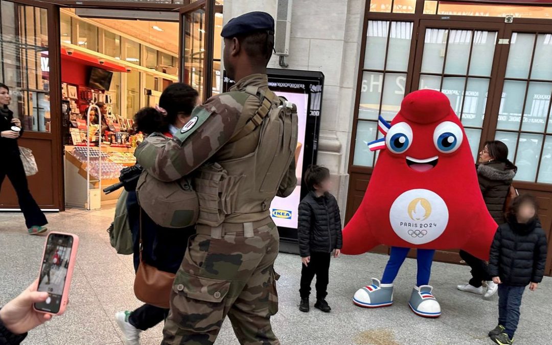 Paris 2024: Sécurité Renforcée avec Forces Internationales