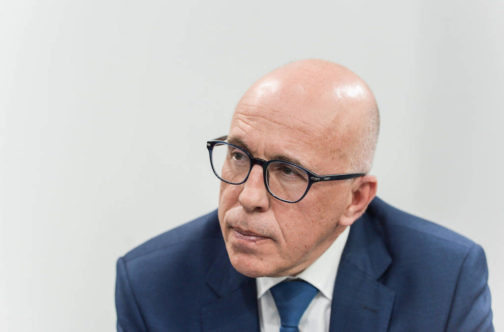 Éric Ciotti défie le gouvernement sur la gestion des finances