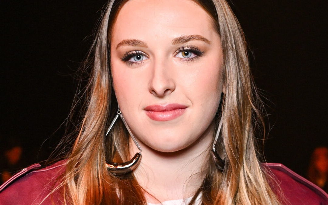 De Star Academy à Star de la Fashion Week: L&rsquo;Ascension d&rsquo;Héléna