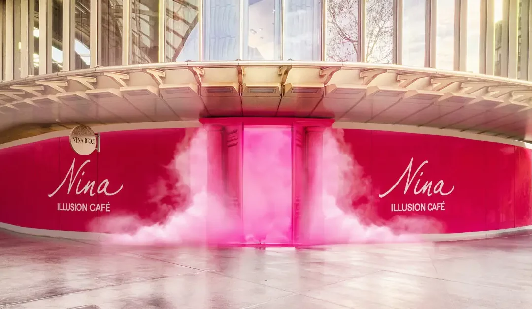 Sentez Ça? C&rsquo;est l&rsquo;Aura de Nina Ricci Qui Enveloppe Paris