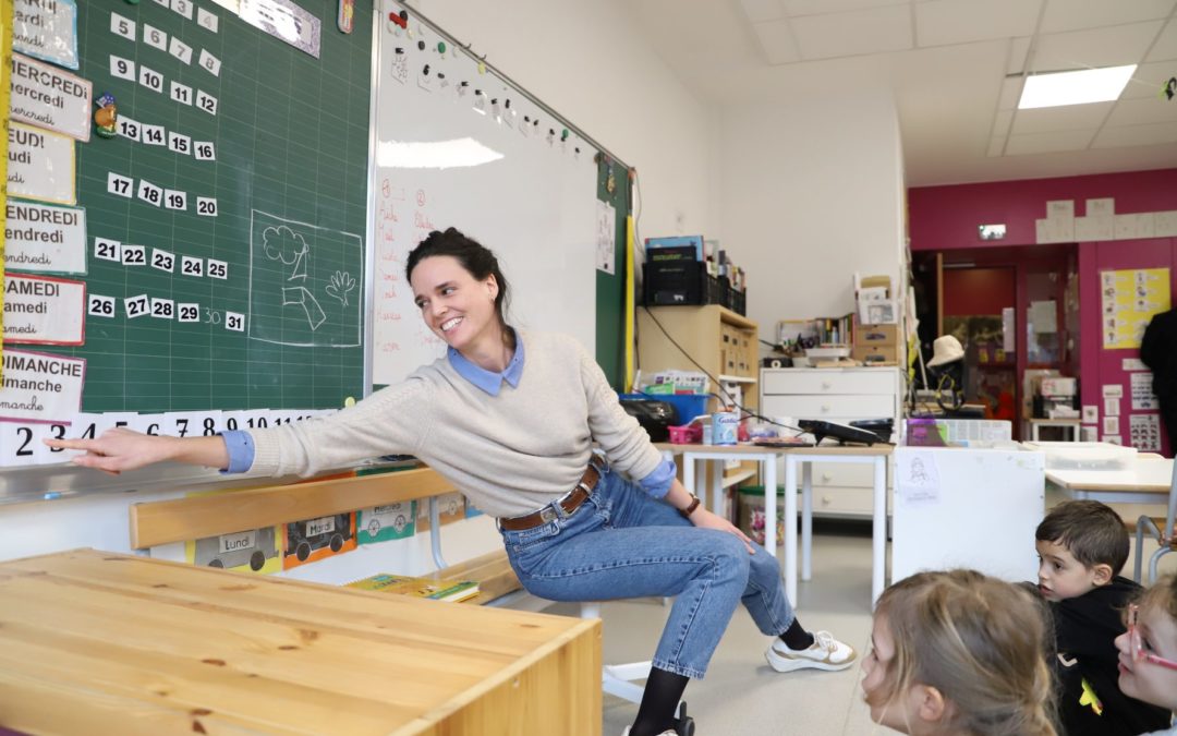 Quand les héros de craie se rebiffent : L&rsquo;alarme des proviseurs de Paris