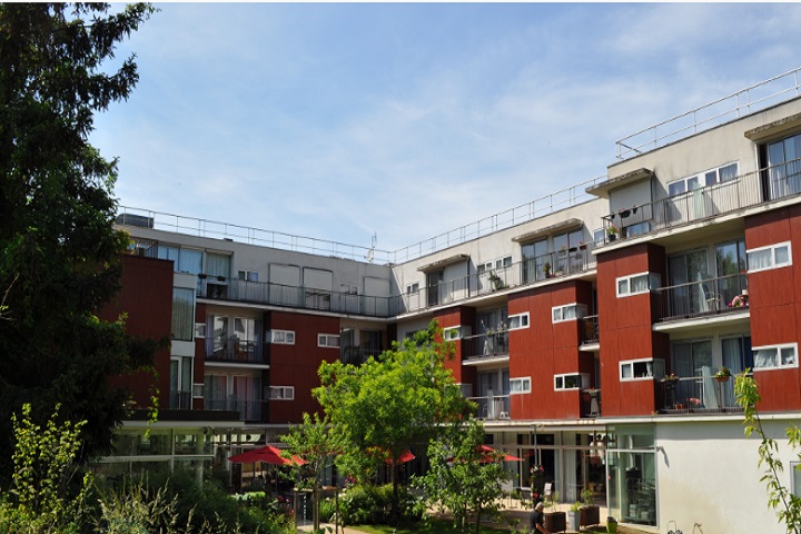 Vieillir avec ses animaux : L&rsquo;Ehpad de Sucy-en-Brie innove