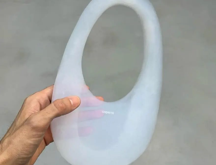 Fashion Week de Paris 2024 : Coperni et le sac de l&rsquo;absurde