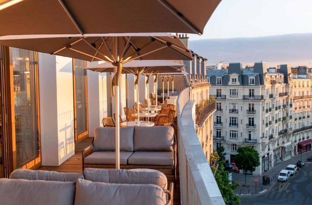 Découvrez The People Nation: Auberge de Jeunesse Tendance avec Rooftop à Paris