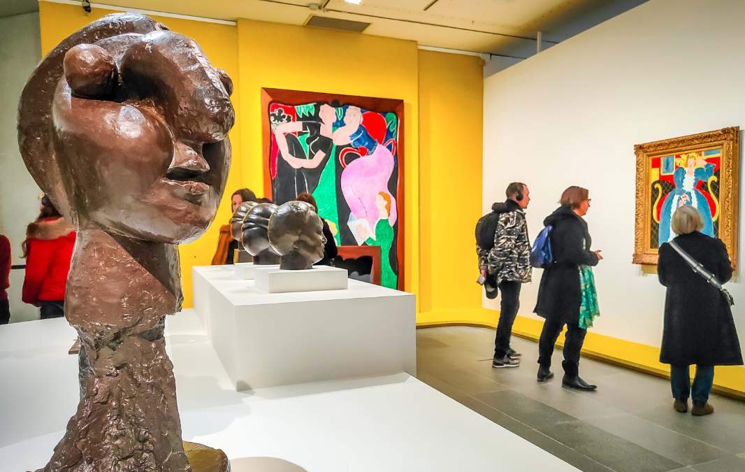 Paris, la cité des lumières ou la cité des arts?