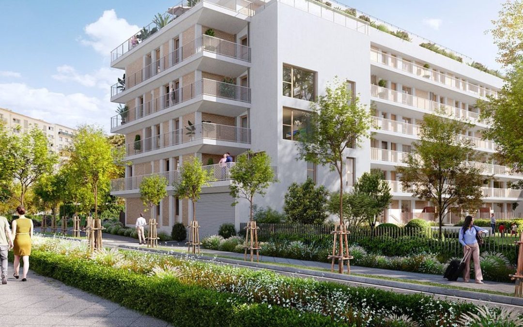 Terre crue et vérité nue : un immeuble qui défie le béton