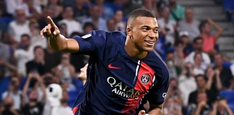 Kylian Mbappé : le volte-face et le transfert