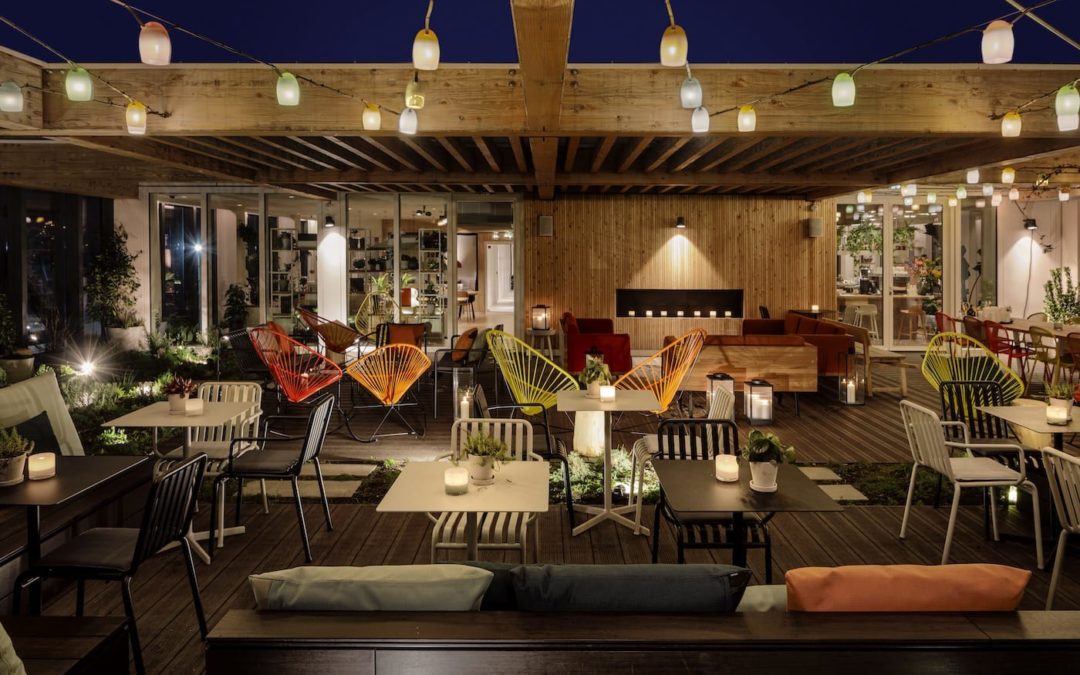 Living Kitchen à Zoku Paris : Rooftop avec vue panoramique