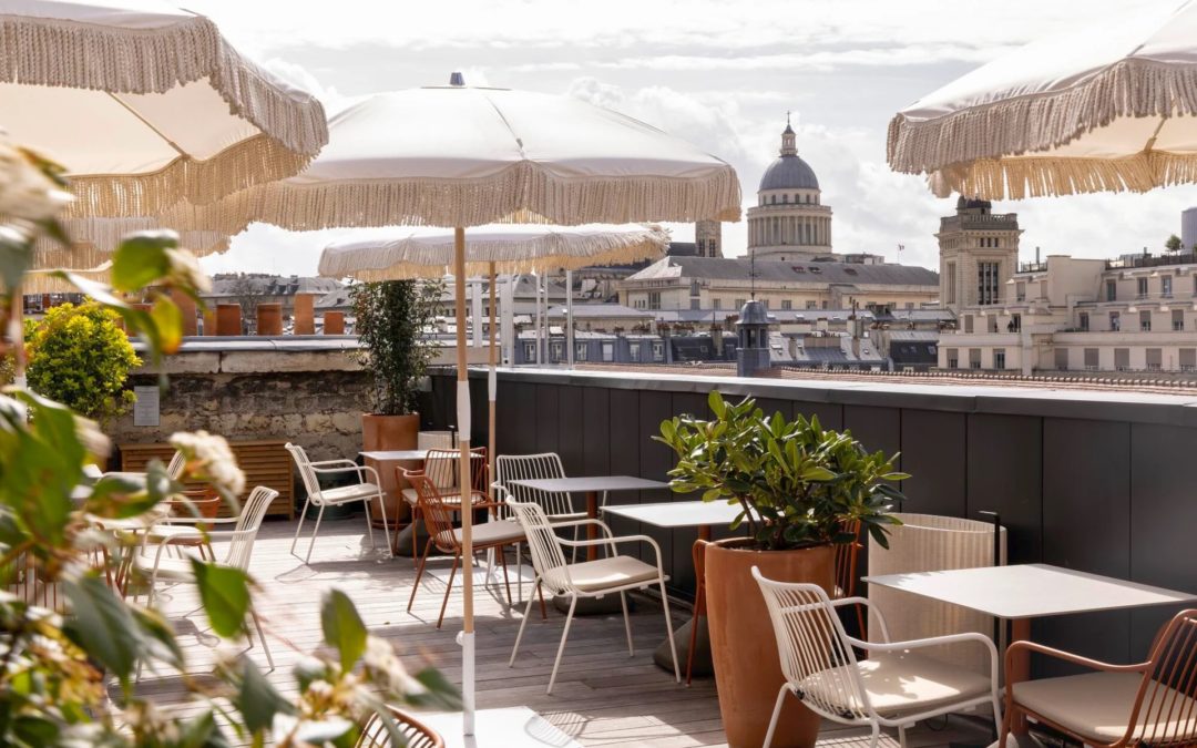 Rooftop de l&rsquo;Hôtel Pilgrim : Le spot ultime pour chiller à Paris