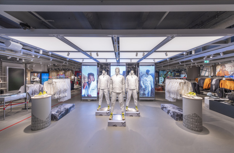 Home of Sport : Le Plus Grand Flagship Adidas d&rsquo;Europe sur les Champs-Élysées