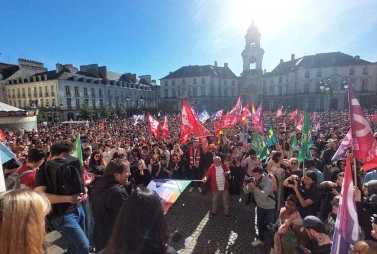 Quand la rue devient le théâtre de la résistance contre l&rsquo;extrême droite