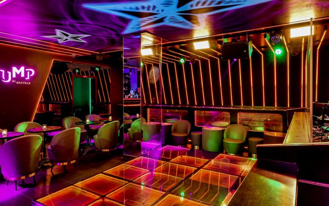 Stand-up Comedy Club au Jump Bastille : Rires et Divertissement à Paris