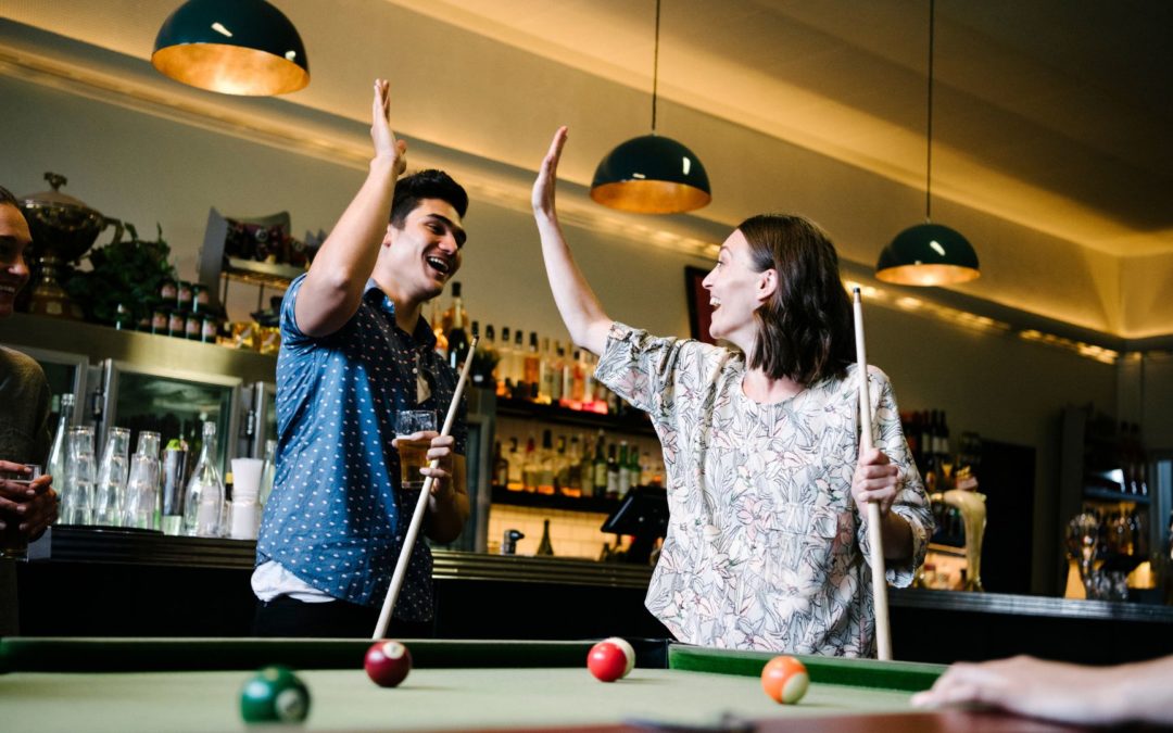 Les bars à billard de Paris : où se défouler avec style en 2024
