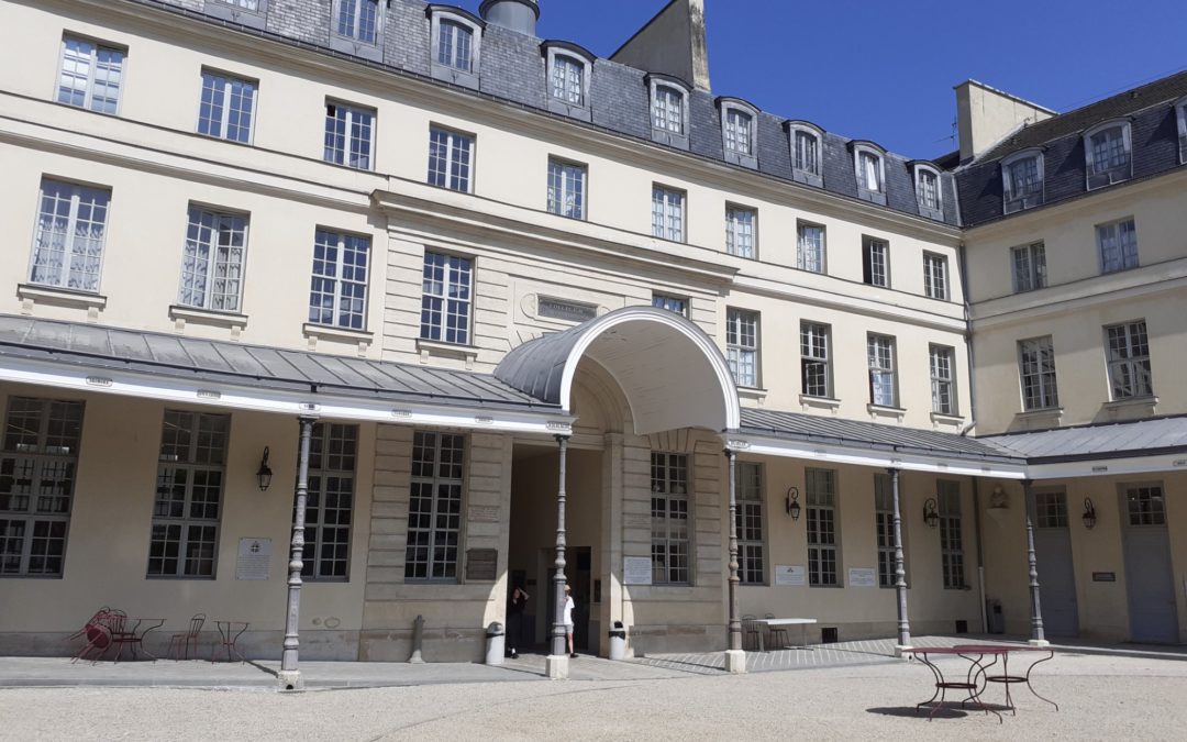 La face cachée du trèfle: le Centre culturel irlandais à Paris