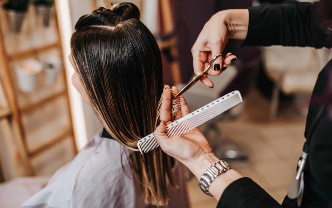 Coiffeurs de l&rsquo;Île-de-France: Coupes et Couleurs pour des Euros