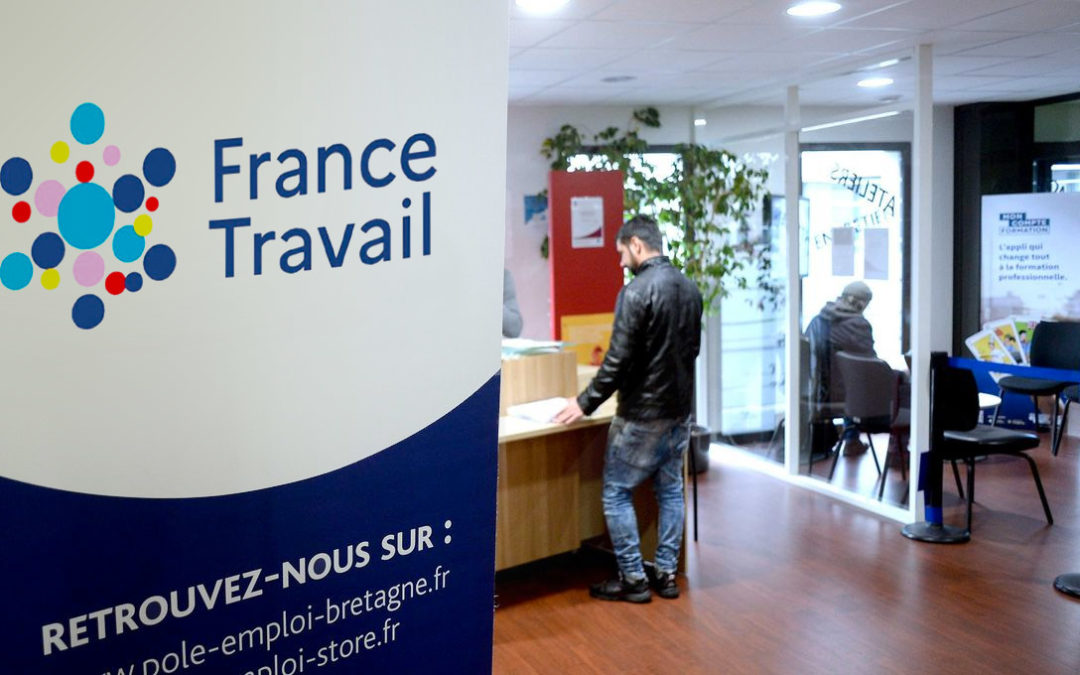 Du chômage vers l&rsquo;entrepreneuriat : les aides financières de France Travail décryptées