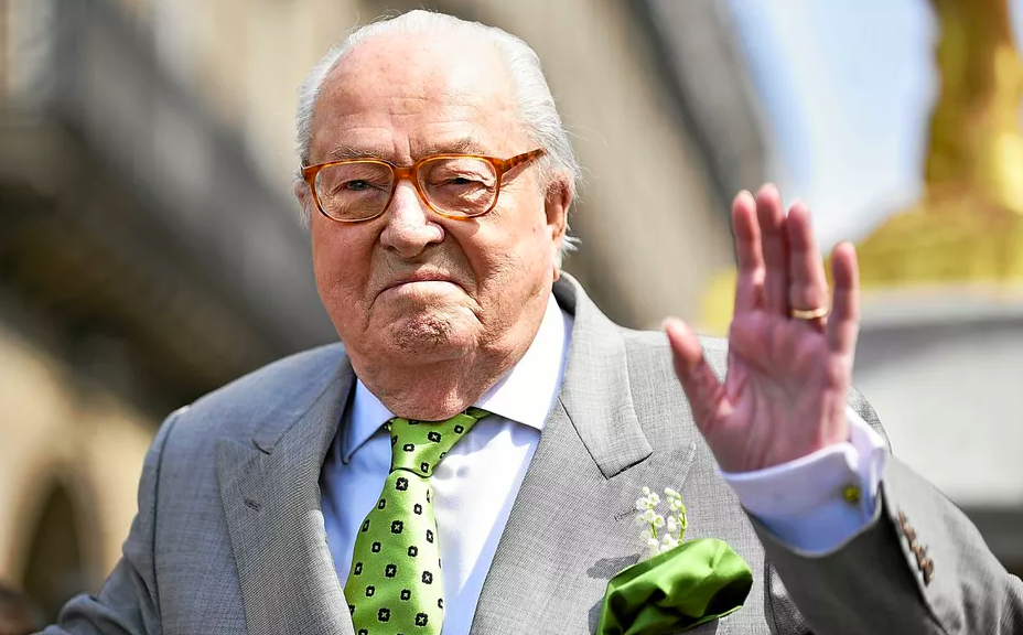 Quand Jean-Marie Le Pen fait son grand retour