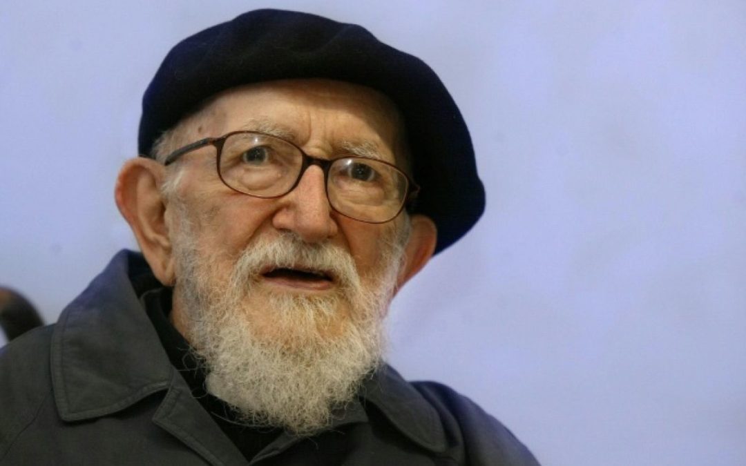 L&rsquo;abbé pierre déboulonné : quand le symbole d’humanité se transforme en cauchemar