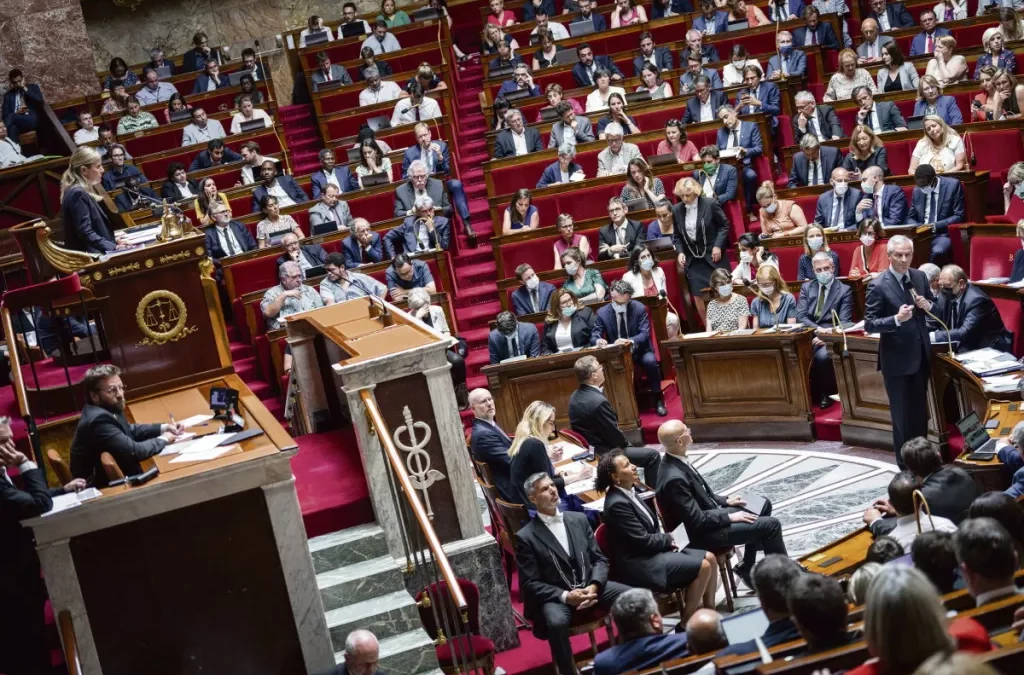 Taxe sur les hauts revenus : quand les riches passent à la caisse, enfin