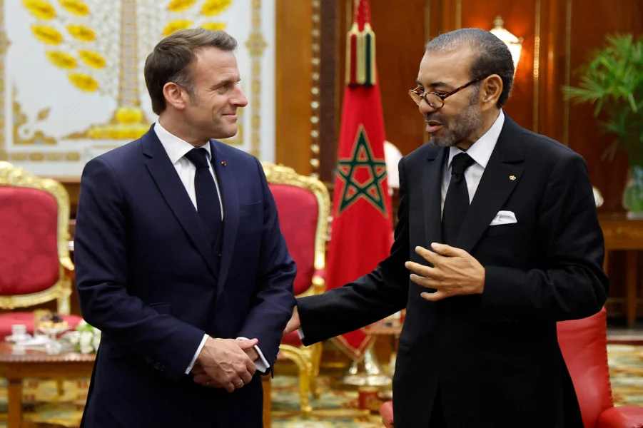 Tapis rouge et paillettes au palais royal : Macron et Mohammed VI scellent leur alliance sous le feu des projecteurs