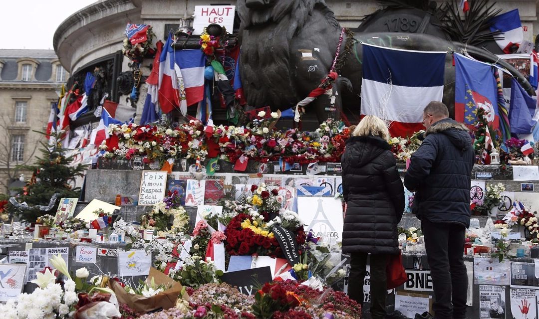 Paris rend hommage aux victimes du 13 novembre : mémoire d’une tragédie