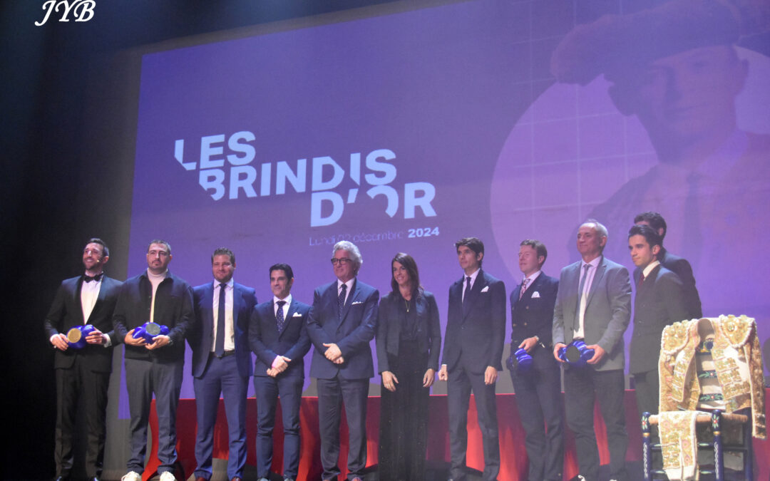 Le monde taurin se pare d’or : quand tradition et spectacle flirtent avec la modernité