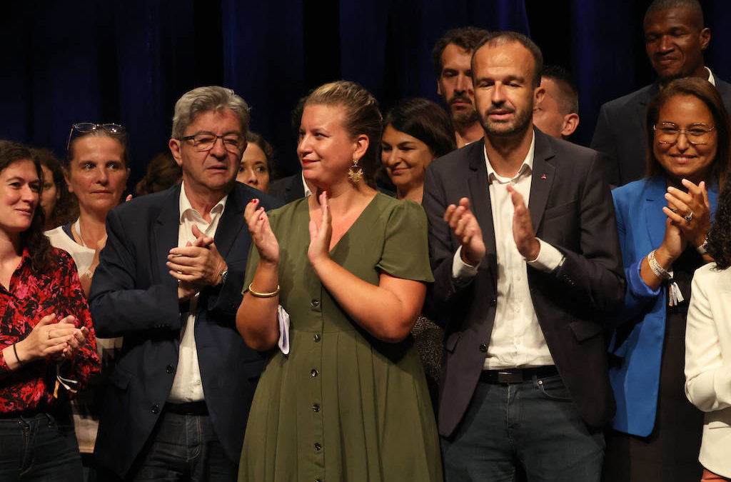 Les Insoumis face à Matignon : bras de fer ou théâtre d&rsquo;ombres ?