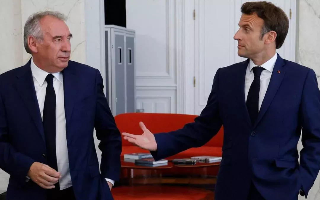Bayrou et ses tuyaux ministériels : une plomberie politique douteuse