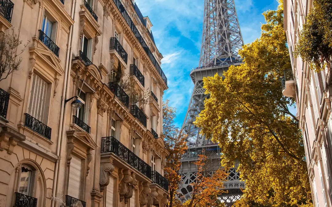 Paris, 2025 : l&rsquo;immobilier joue à cache-cache avec la réalité