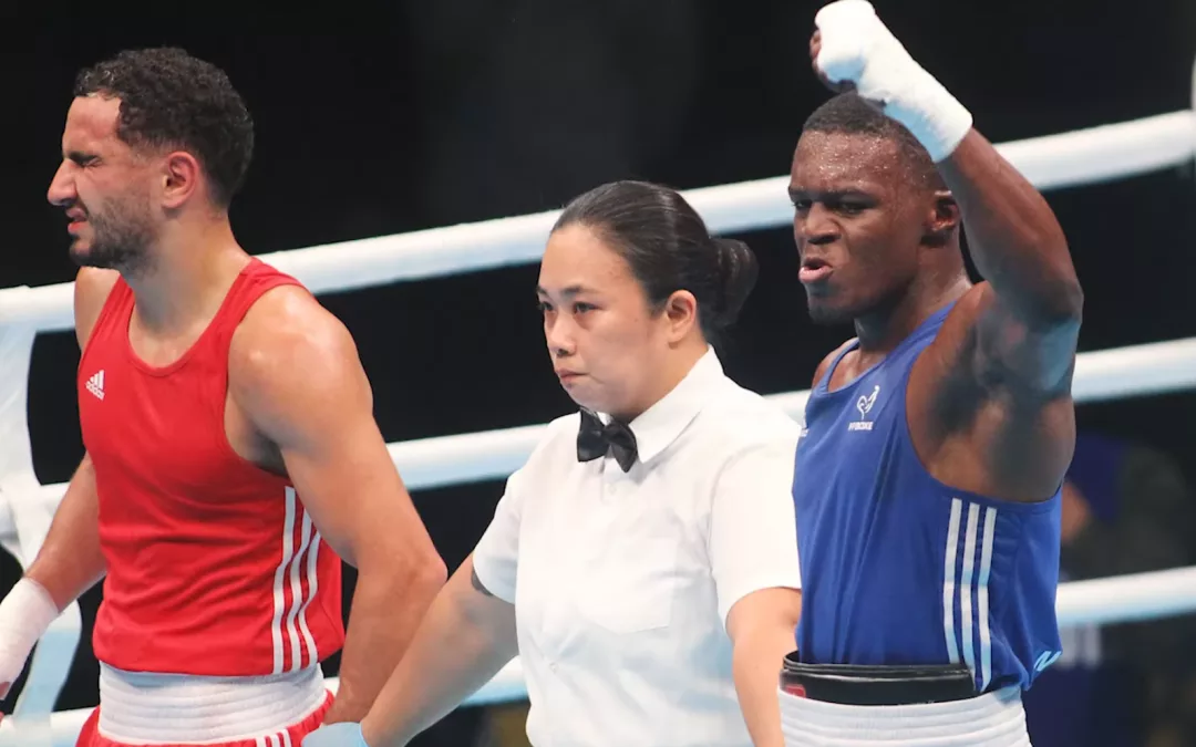 Makan Traoré enflamme Niort : le gala de boxe des JO Paris 2024