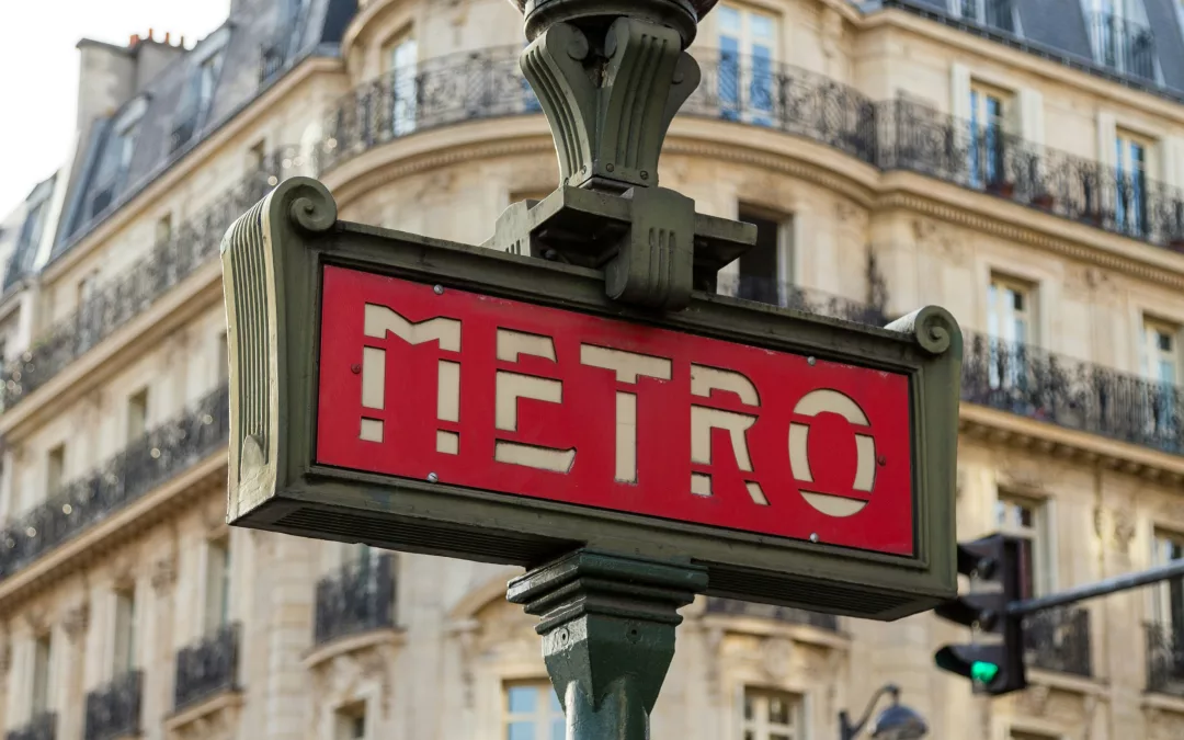 La station fantôme : 30 ans de silence sous Paris