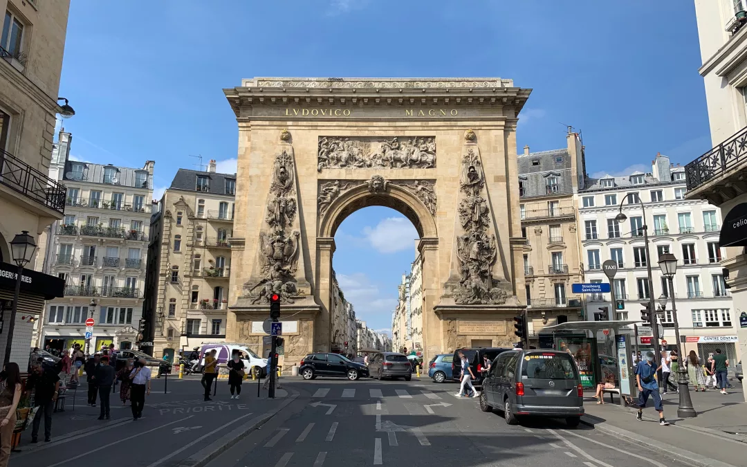 Paris se réinvente : renaissance des portes Saint-Denis et Saint-Martin ?