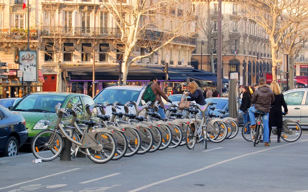Les racks à vélo : un défi parisien irréductible