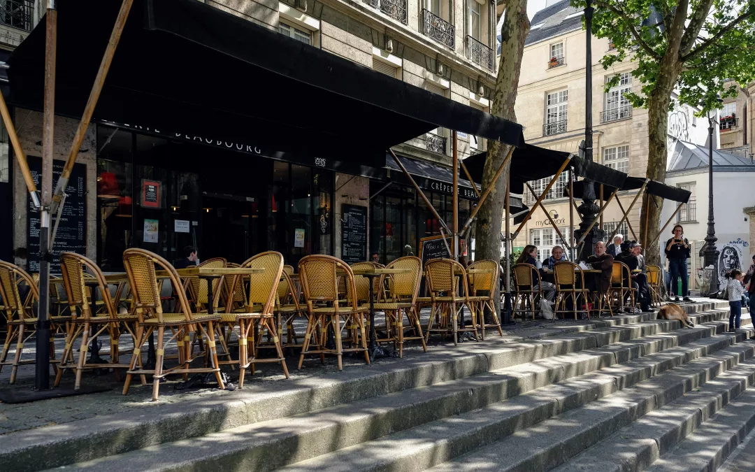 Terrasses parisiennes : l&rsquo;escapade estivale qui décoiffe