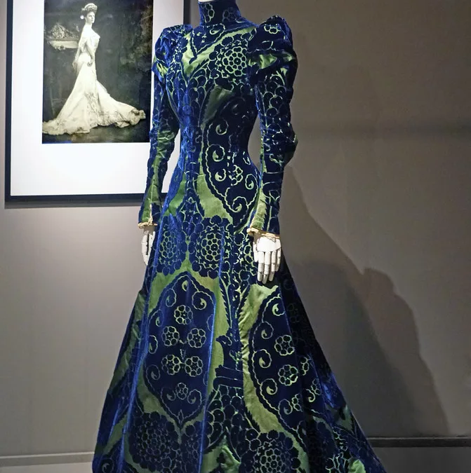 Worth : l’exposition qui fait renaître la quintessence de la haute couture