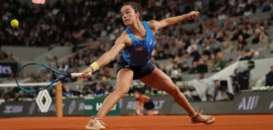 Loïs Boisson : la guerrière de Roland-Garros qui muscle le tennis français