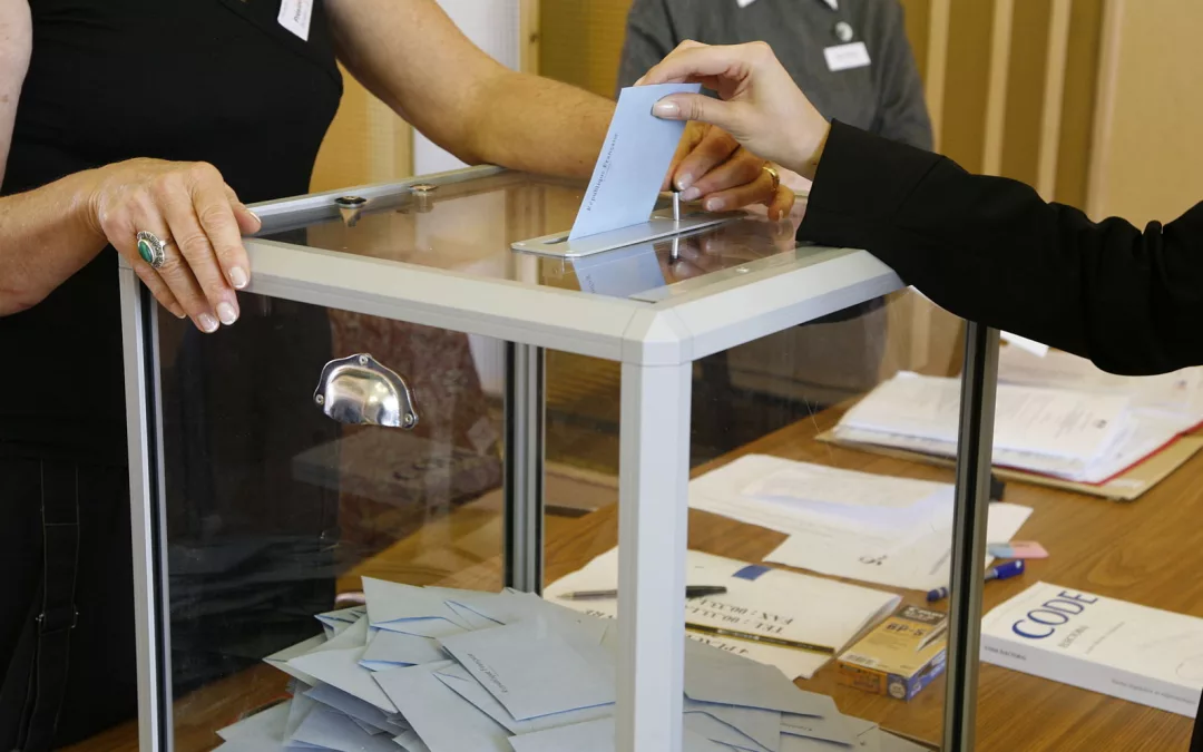 Emmanuel Grégoire met Paris en courant alternatif